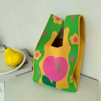 Women's Small Polyester Floral Tulip Streetwear Square Open Handbag main image 4