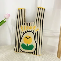 Women's Medium Polyester Animal Cartoon Flower Cute Classic Style Lock Clasp Handbag sku image 25