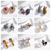Cute Classic Style Guitar Teeth Cat Alloy Enamel Inlay Rhinestones Unisex Corsage Brooches Collar Pin main image 1