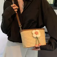 Women's Medium Straw Flower Bow Knot Vacation Beach Weave Square Zipper Straw Bag main image 2
