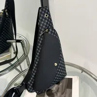 Women's Medium Pu Leather Argyle Streetwear Dumpling Shape Zipper Crossbody Bag sku image 1