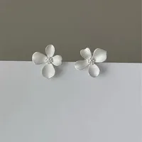 1 Pair Simple Style Flower Sterling Silver Ear Studs main image 2