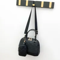 Women's Medium Pu Leather Solid Color Lingge Basic Classic Style Zipper Crossbody Bag sku image 6