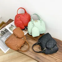 Women's Medium Pu Leather Solid Color Lingge Basic Classic Style Zipper Crossbody Bag main image 1