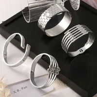 Casual Simple Style Hexagon Round Titanium Steel 18K Gold Plated Rhinestones Bangle In Bulk main image 9