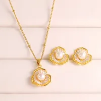 304 Stainless Steel Copper 18K Gold Plated Casual Elegant Shiny Plating Inlay Flower Artificial Pearls Zircon Earrings Necklace Jewelry Set main image 1
