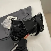Women's Medium Pu Leather Solid Color Streetwear Zipper Underarm Bag sku image 1