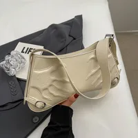 Women's Medium Pu Leather Solid Color Streetwear Zipper Underarm Bag sku image 2