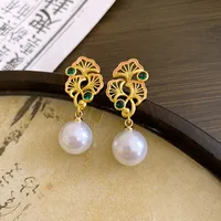 1 Pair Elegant Simple Style Ginkgo Leaf Hollow Out Inlay Copper Artificial Pearls Zircon Drop Earrings main image 4