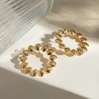 1 Pair Beach Simple Style Classic Style Solid Color Plating 304 Stainless Steel 18K Gold Plated Earrings main image 3