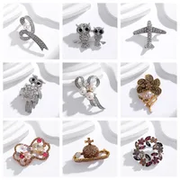 Simple Style Classic Style Animal Wreath Airplane Alloy Inlay Rhinestones Women's Brooches main image 1