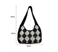 Women's Medium Polyester Checkered Elegant Dumpling Shape Zipper Shoulder Bag main image 6