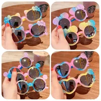 Little Red Book Children's Sunglasses Cute Princess Gradient Cartoon Men's And Women's Sunglasses Children's Colorful Sun Protection Sun Shade Trendy Glasses main image 3