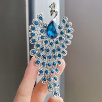 Retro Peacock Alloy Plating Inlay Rhinestones Unisex Brooches main image 1