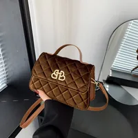 Women's Small Velvet Solid Color Elegant Vintage Style Streetwear Square Flip Cover Crossbody Bag main image 3