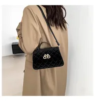 Women's Small Velvet Solid Color Elegant Vintage Style Streetwear Square Flip Cover Crossbody Bag sku image 2