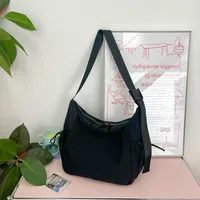 Women's Large Composite Cloth Solid Color Beach Dumpling Shape Zipper Messenger Bag sku image 3