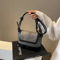Women's Pu Leather Color Block Classic Style Sewing Thread Square Flip Cover Crossbody Bag main image 10