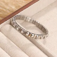 Vintage Style Geometric Titanium Steel Plating Women's Bracelets main image 2