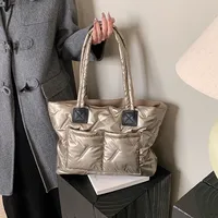 Women's Nylon Solid Color Vacation Streetwear Sewing Thread Square Zipper Tote Bag main image 5