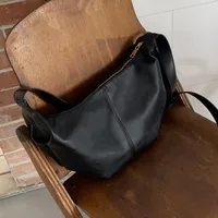 Women's Bag  New Korean Style Large Capacity Dumpling Bag Soft Leather Tote Bag Fashionable Shoulder Bag Messenger Bag main image 3