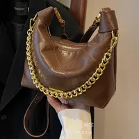 This Year's Popular Bag Women's Large Capacity  New Autumn And Winter Texture Rhombus Chain Shoulder Bag Popular Bucket Bag main image 1