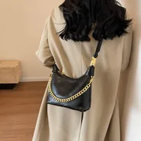 This Year's Popular Bag Women's Large Capacity  New Autumn And Winter Texture Rhombus Chain Shoulder Bag Popular Bucket Bag sku image 2