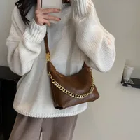 This Year's Popular Bag Women's Large Capacity  New Autumn And Winter Texture Rhombus Chain Shoulder Bag Popular Bucket Bag sku image 1