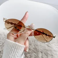 New Y2K Middle Ancient Style Heavy Industry Diamond-encrusted Fashion Metal European And American Style Sunscreen Sunglasses Anti-blue Light Flat Glasses main image 3