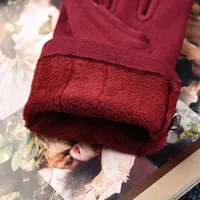 Beautiful Symbol   Classic Women's Non-inverted Velvet Four-button Velvet-lined Thickened Cycling Touch Screen Warm Gloves main image 3