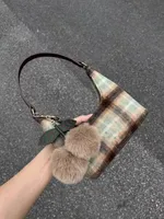 Wool Plaid Retro Niche Underarm Bag For Women  New Autumn And Winter Cherry High-grade Portable Shoulder Bag main image 2