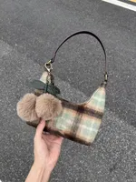 Wool Plaid Retro Niche Underarm Bag For Women  New Autumn And Winter Cherry High-grade Portable Shoulder Bag sku image 1