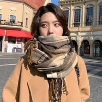 Women's Elegant Simple Style Lattice Imitation Cashmere Tassel Scarf main image 5