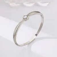 Alloy Gold-Plated Diamond-Embedded Fashion All-Match Extravagant Bracelets main image 5