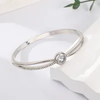 Alloy Gold-Plated Diamond-Embedded Fashion All-Match Extravagant Bracelets main image 3