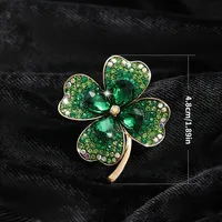 Fashion Exquisite And Versatile Graceful Personality Flashing Rhinestone Elegant Light Luxury Clover Brooch Women's Coat Cardigan High-End Corsage Pin main image 2