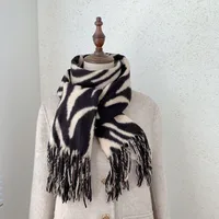 Women's Elegant Lady Geometric Imitation Cashmere Scarf sku image 4