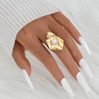 Elegant Exaggerated Geometric Flower Imitation Pearl Alloy Irregular Plating Women's Rings sku image 2