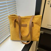 Women's Large Plush Solid Color Streetwear Square Zipper Shoulder Bag main image 3
