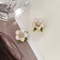 1 Pair Casual Simple Style Streetwear Flower Plating Alloy Ear Studs main image 3