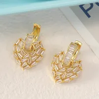 A Pair Of Love Earrings Micro-inlaid With Zirconium Plating 18K Gold Temperament Fashion  Earrings Light Luxury Design Can Be Worn Alone sku image 3