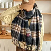 Women's Sweet Plaid Polyester Tassel Scarf main image 2