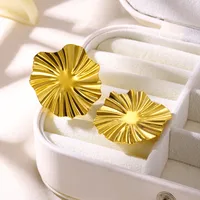 1 Pair Simple Style Irregular Geometric Heart Shape Plating 304 Stainless Steel Ear Studs main image 5