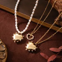 Vintage Style Heart Shape 304 Stainless Steel Imitation Pearl Copper Zircon Gold Plated Unisex Pendant Necklace main image 1