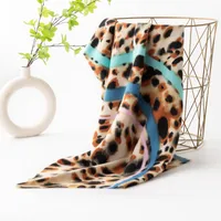 Women's Elegant Leopard Imitation Cashmere Scarf main image 4