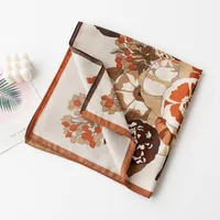 Women's Retro Plaid Flower Satin Silk Scarf sku image 3