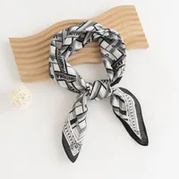 Women's Pastoral Houndstooth Flower Satin Silk Scarf sku image 4