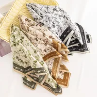 Women's Pastoral Houndstooth Flower Satin Silk Scarf main image 1