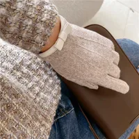 Women's Casual Elegant Simple Style Solid Color Gloves main image 2