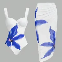 Women's Sexy Flower 2 Pieces Set One Piece Swimwear main image 2